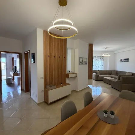 Belleview 11 *
